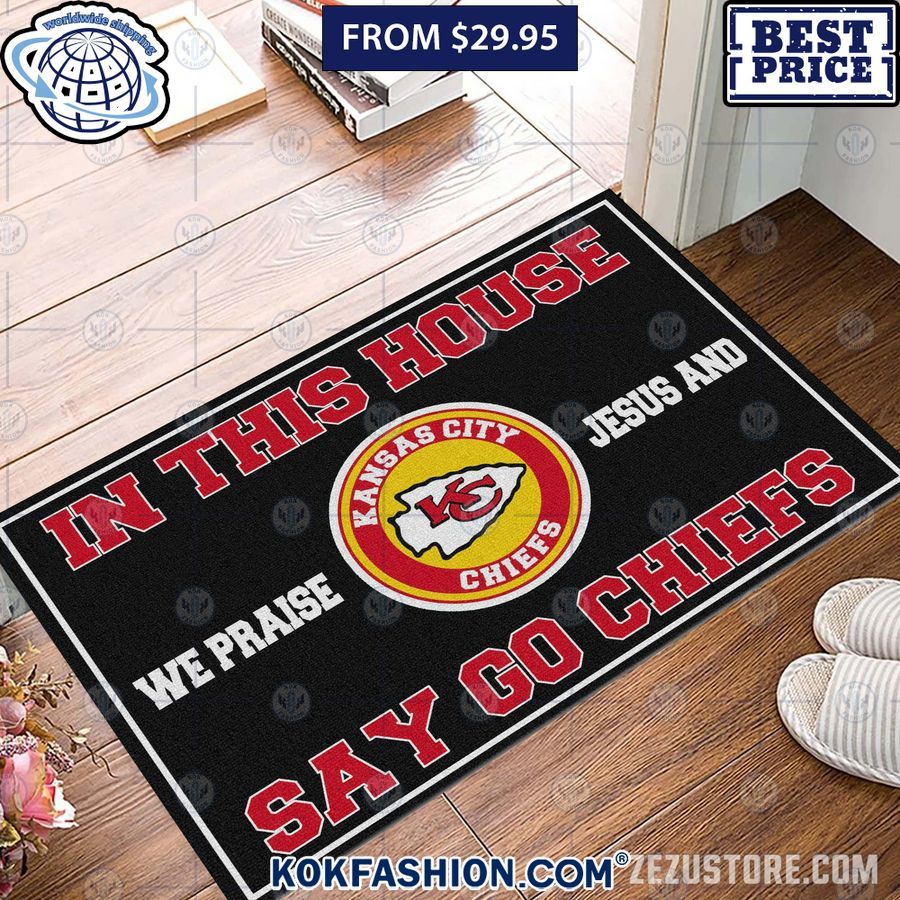 in this house we praise jesus and say go kansas city chiefs doormat 1 203.jpg